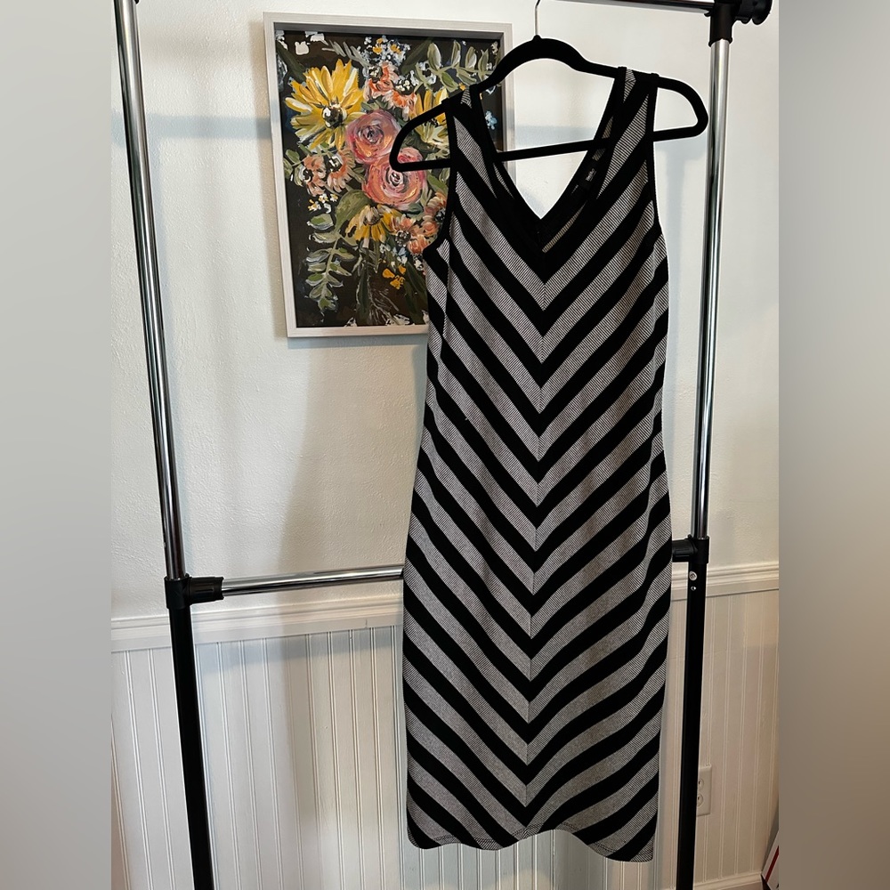 Striped v neck midi dress